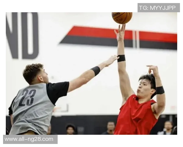 小杨能否在下半场登场助力开拓者扩大领先优势创赛季新纪录 小杨能否在下半场登场助力开拓者扩大领先优势创赛季新纪录